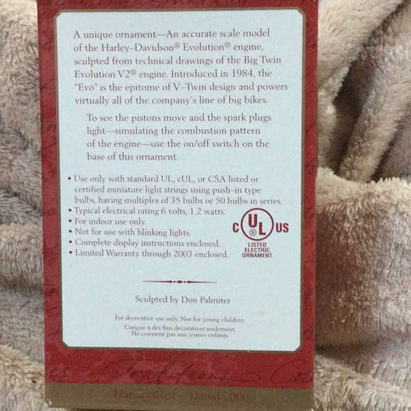 Harley Davidson big twin evo engine 2000 Hallmark ornament w lights and motion - Picture 7 of 7